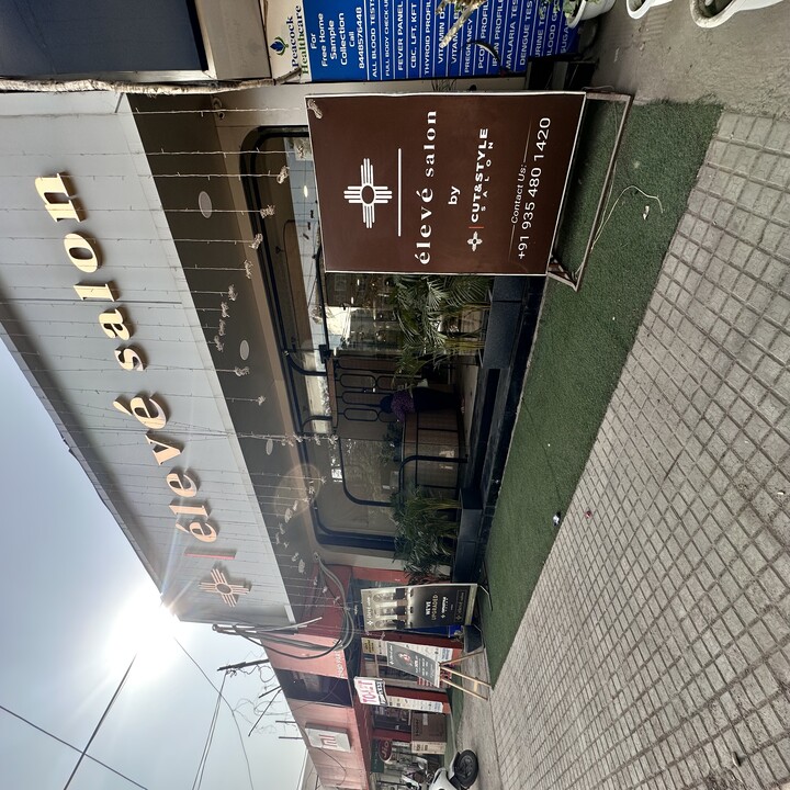 Eleve Salon - South City 1, Gurugram (1)