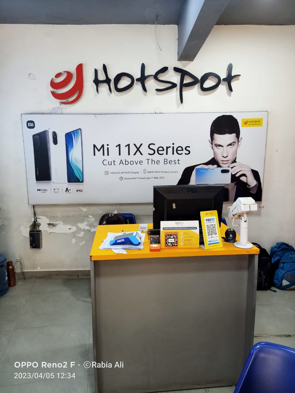store_780_inside_2