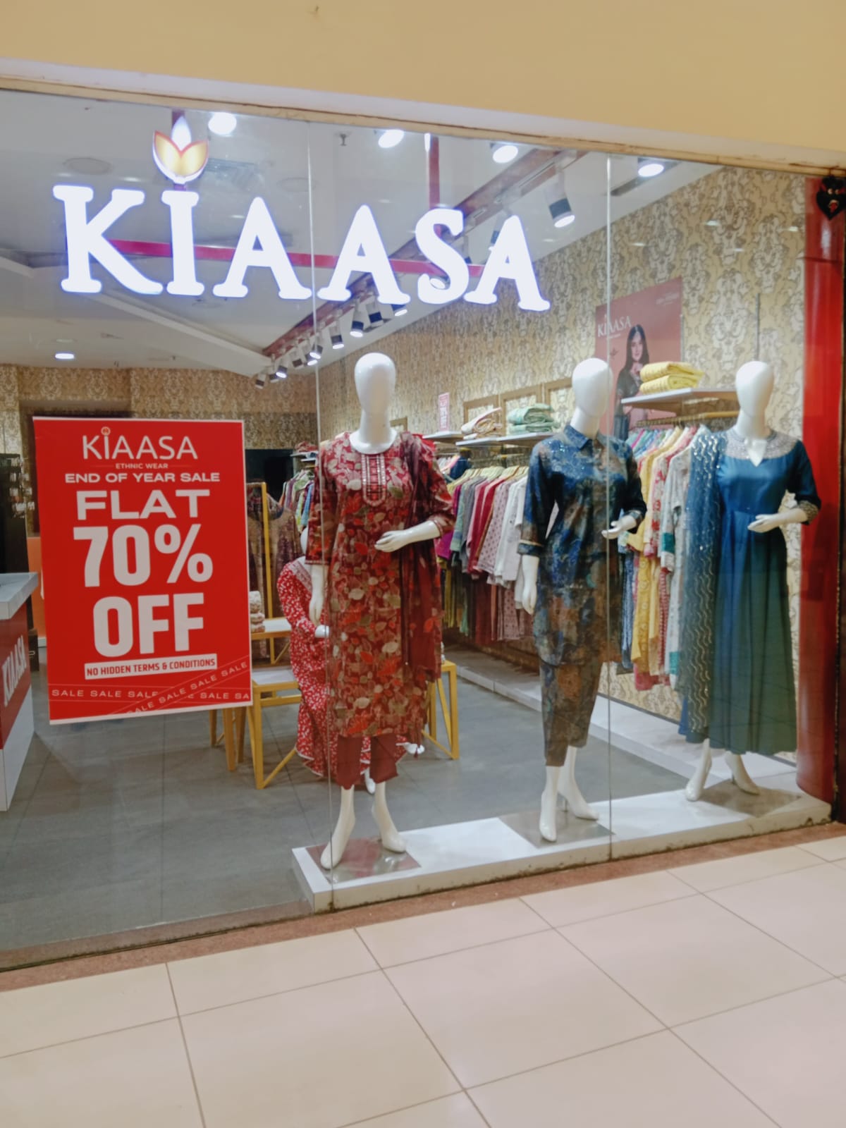 Paras downtown mall zirakpur