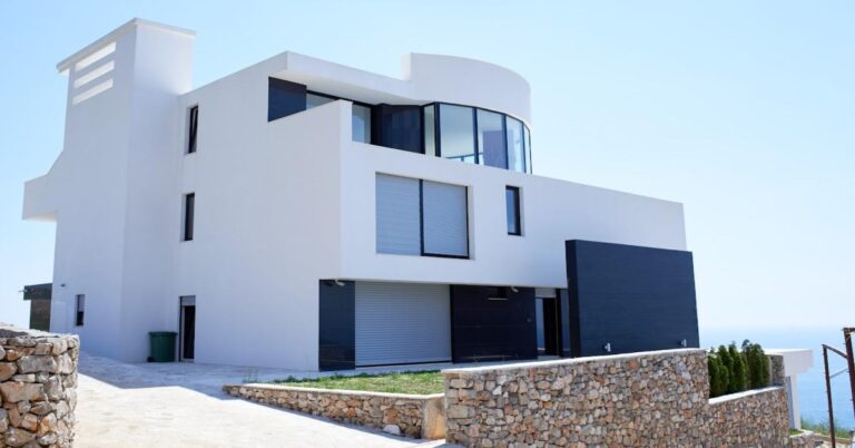 4 Sharp ideas for your home’s exterior laminate wall panel