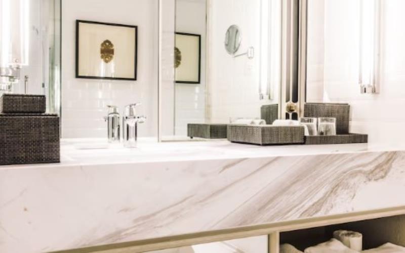 The Beauty of Textured Laminates in Bathroom Design