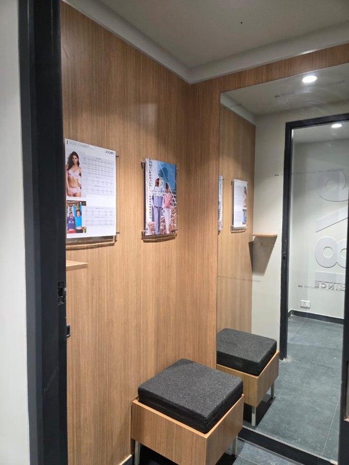 Gallery Image 15
