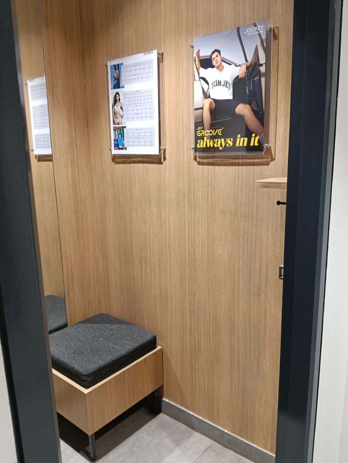 Gallery Image 14