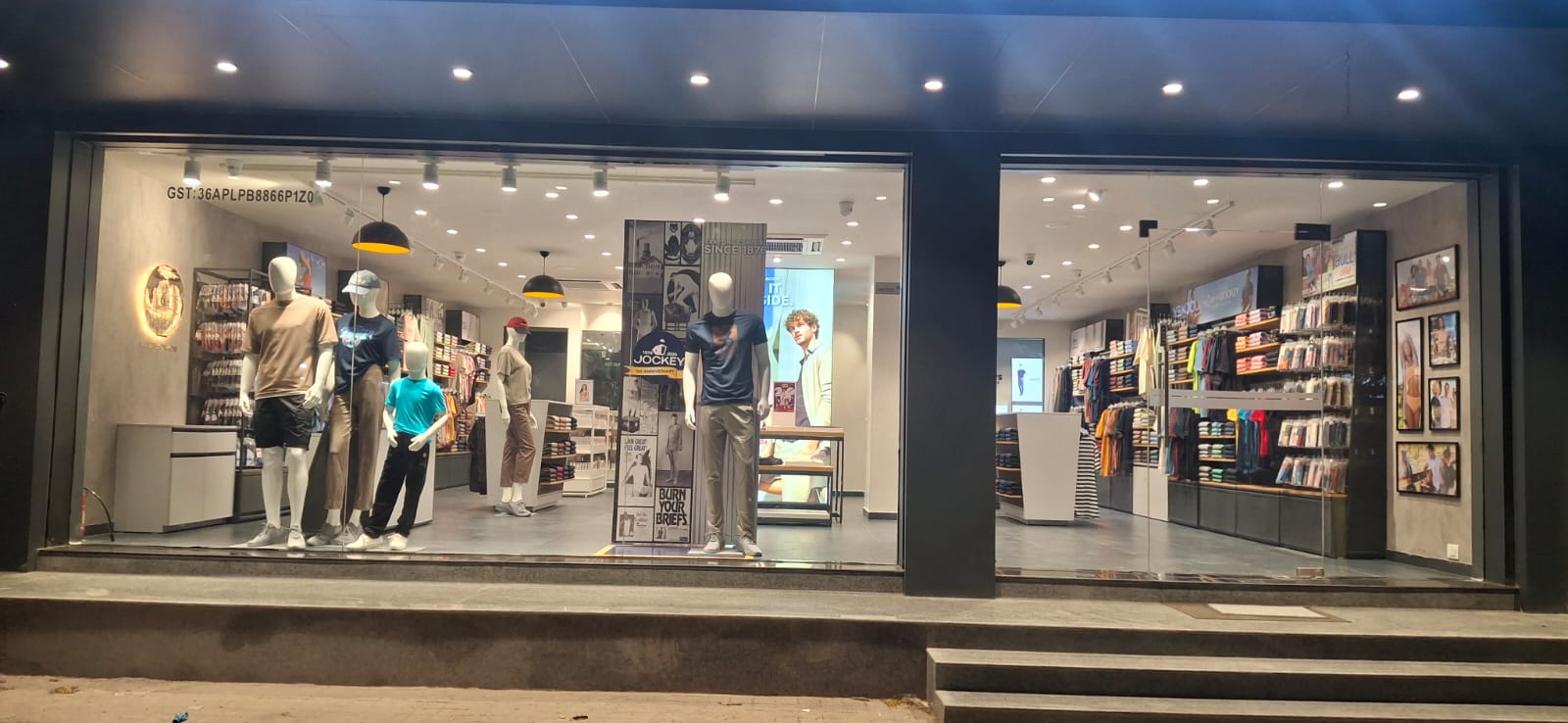 Gallery Image 17