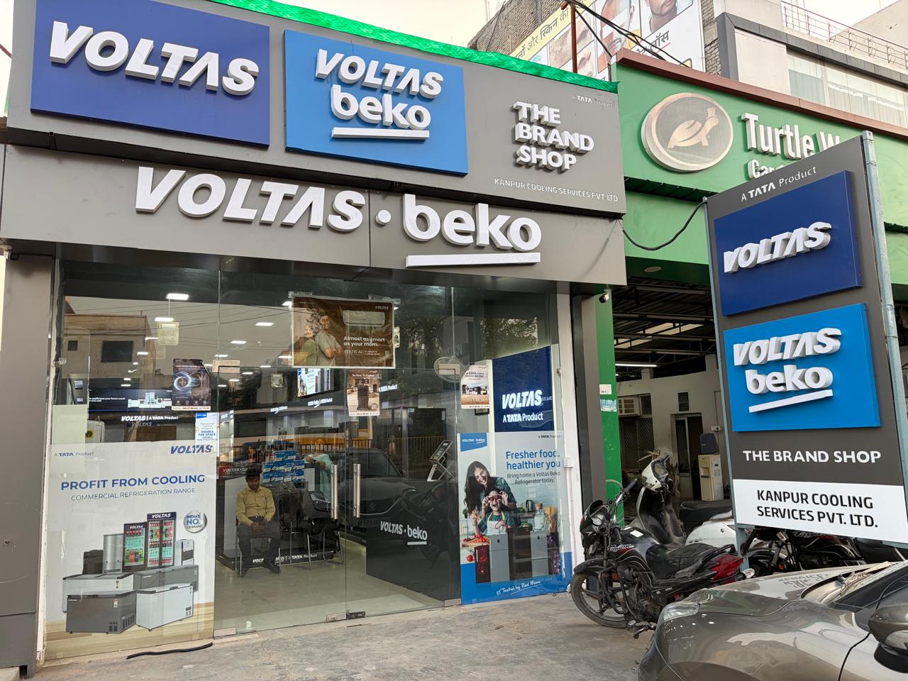 Voltas_Exclusive_Electronics_store_in_Kanpur_exterior-2